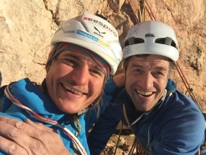 "Berg Heil" Simon Gietl und Adam Holzknecht am Gipfel